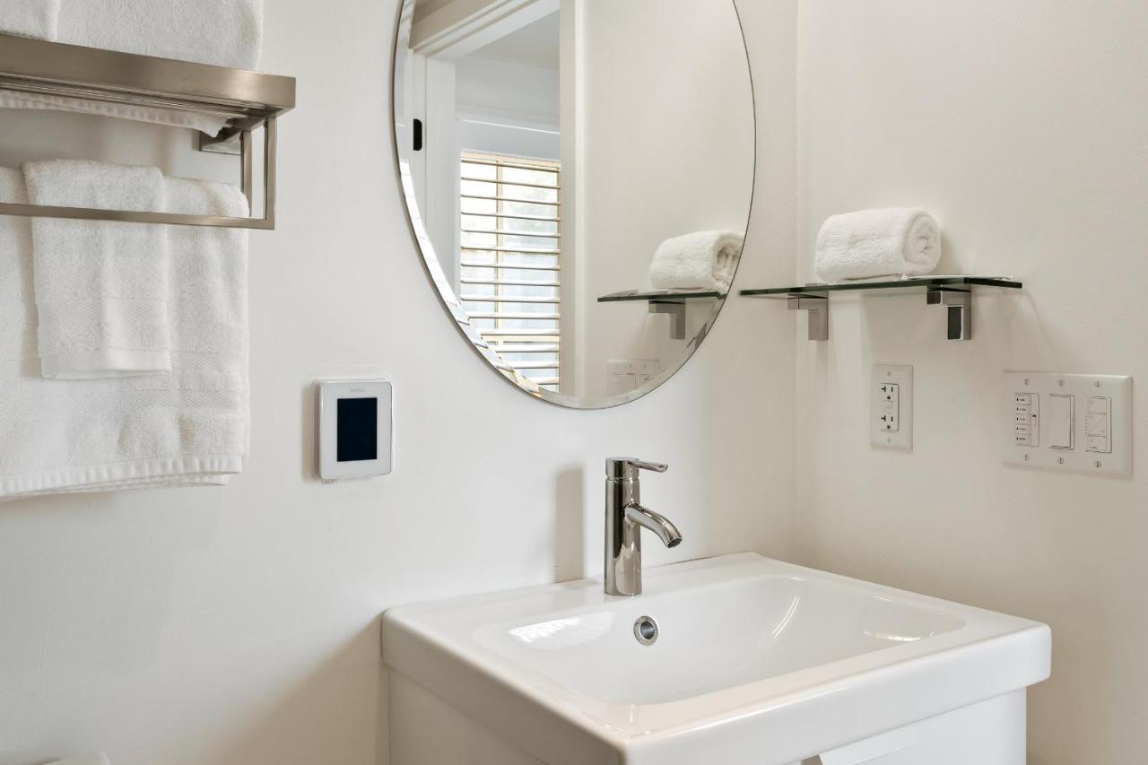 Boutique Room Steps From Downtown Mall Rose Jean - Room 4 Charlottesville Extérieur photo